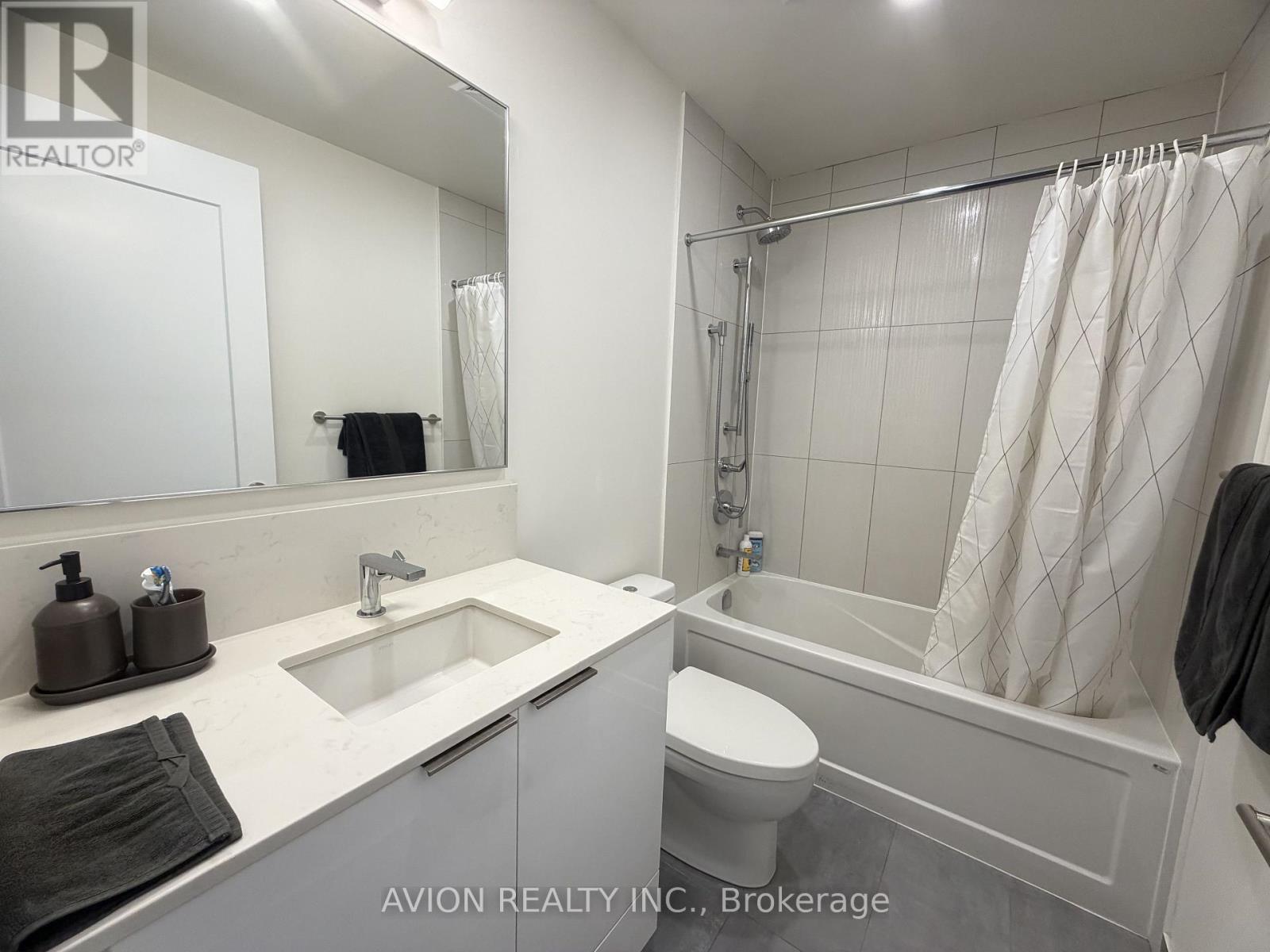 28 Freeland Street, Toronto, Ontario M5E 0E3 - Photo 10 - C13716642