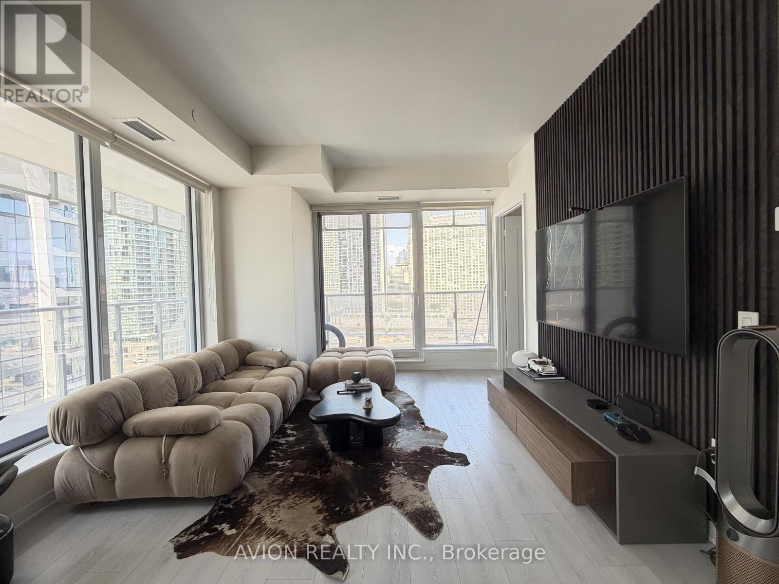 28 Freeland Street, Toronto, Ontario M5E 0E3 - Photo 2 - C13716642
