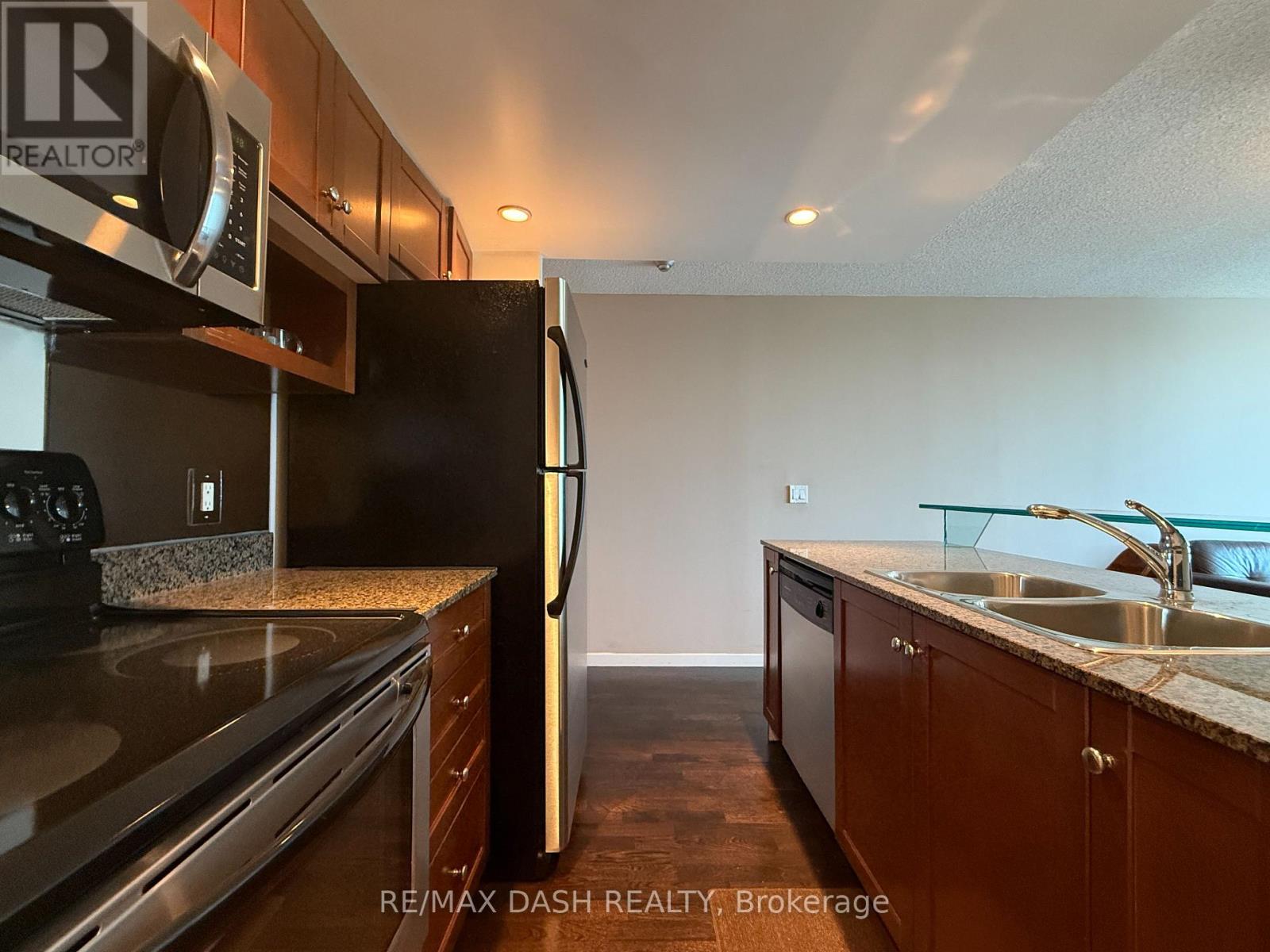 1506 - 208 Queens Quay W, Toronto, Ontario  M5J 2Y5 - Photo 3 - C13716680