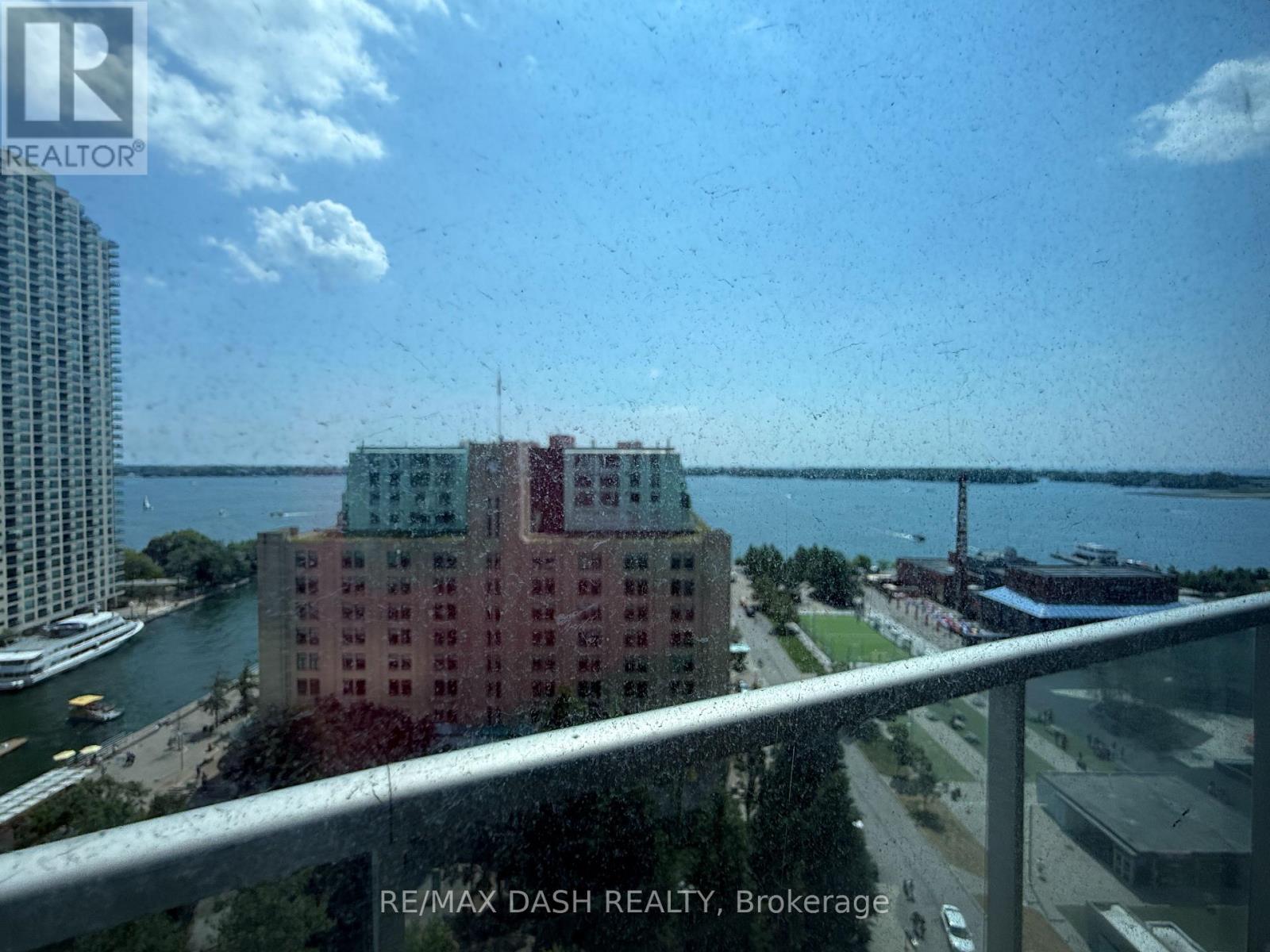1506 - 208 Queens Quay W, Toronto, Ontario  M5J 2Y5 - Photo 4 - C13716680