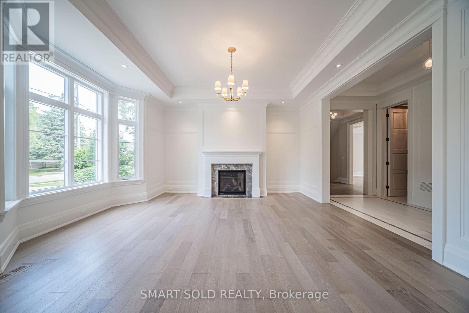 9 Saintfield Avenue, Toronto, Ontario  M3C 2M5 - Photo 12 - C13716682