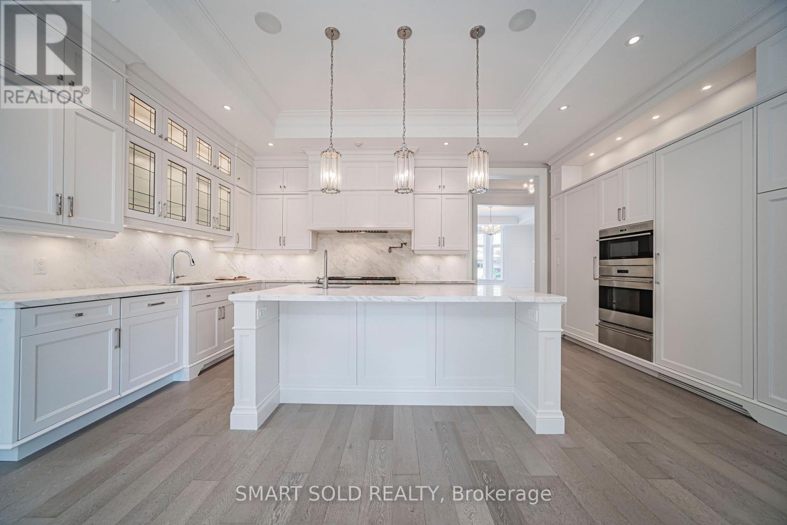 9 Saintfield Avenue, Toronto, Ontario  M3C 2M5 - Photo 19 - C13716682