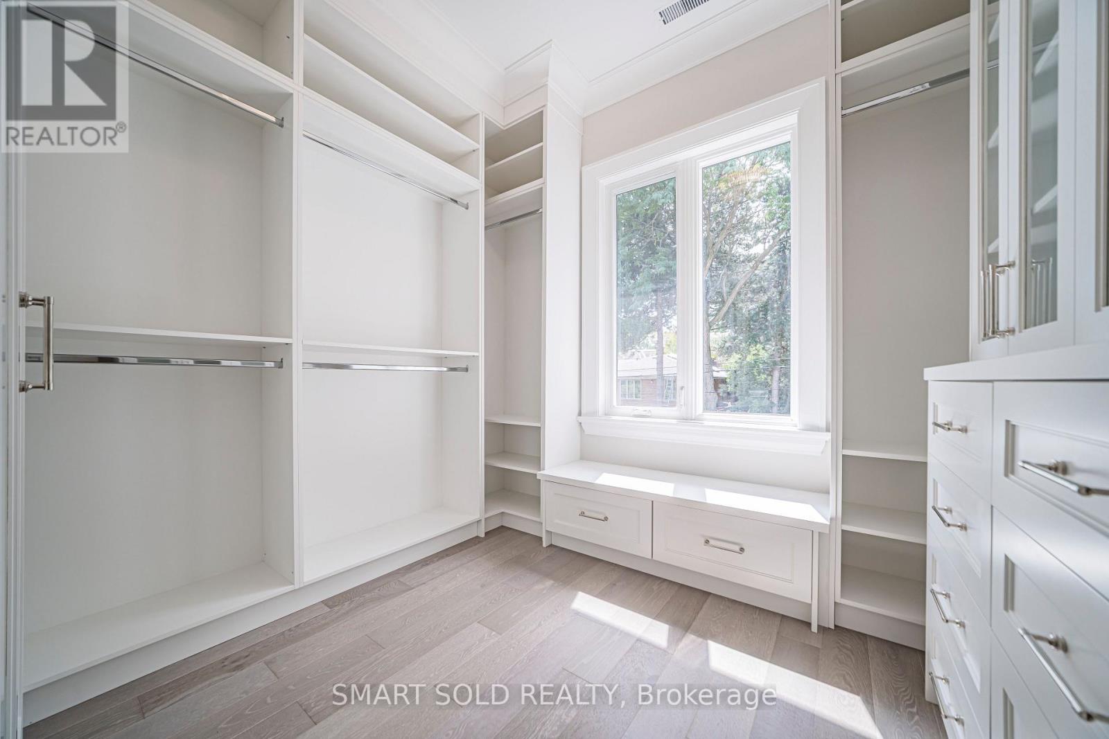 9 Saintfield Avenue, Toronto, Ontario  M3C 2M5 - Photo 31 - C13716682