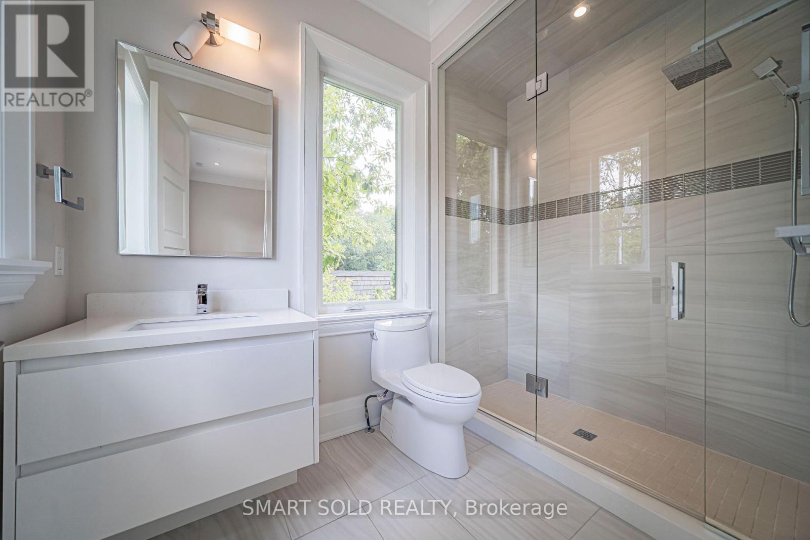 9 Saintfield Avenue, Toronto, Ontario  M3C 2M5 - Photo 35 - C13716682