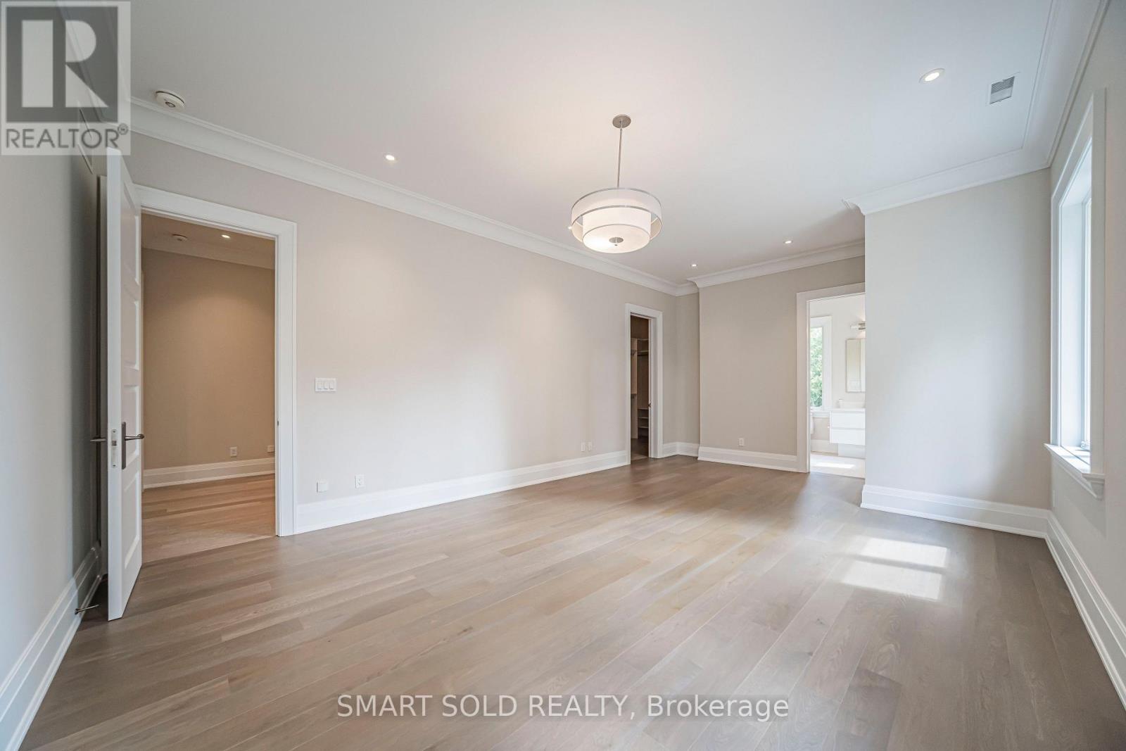 9 Saintfield Avenue, Toronto, Ontario  M3C 2M5 - Photo 37 - C13716682