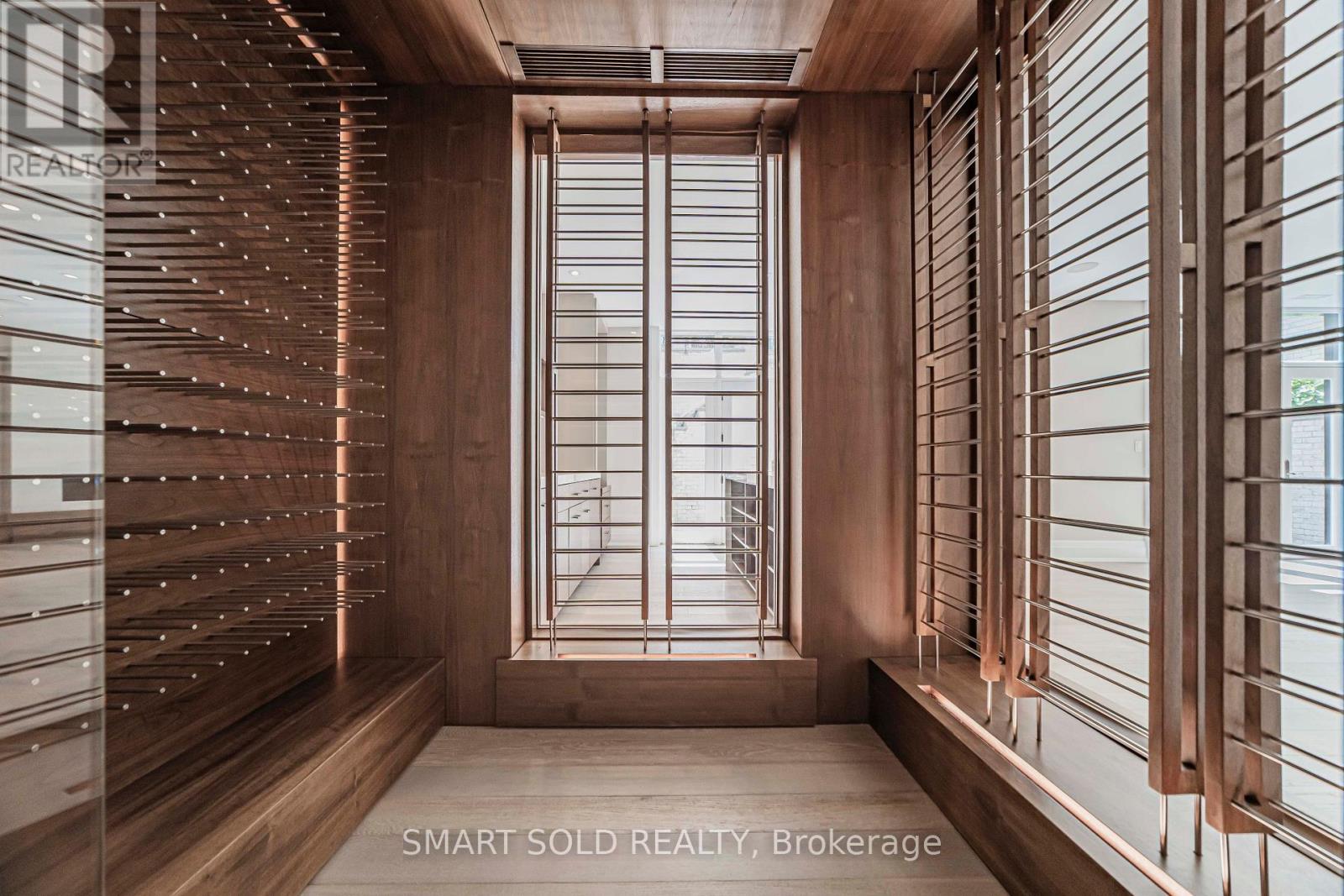 9 Saintfield Avenue, Toronto, Ontario  M3C 2M5 - Photo 46 - C13716682