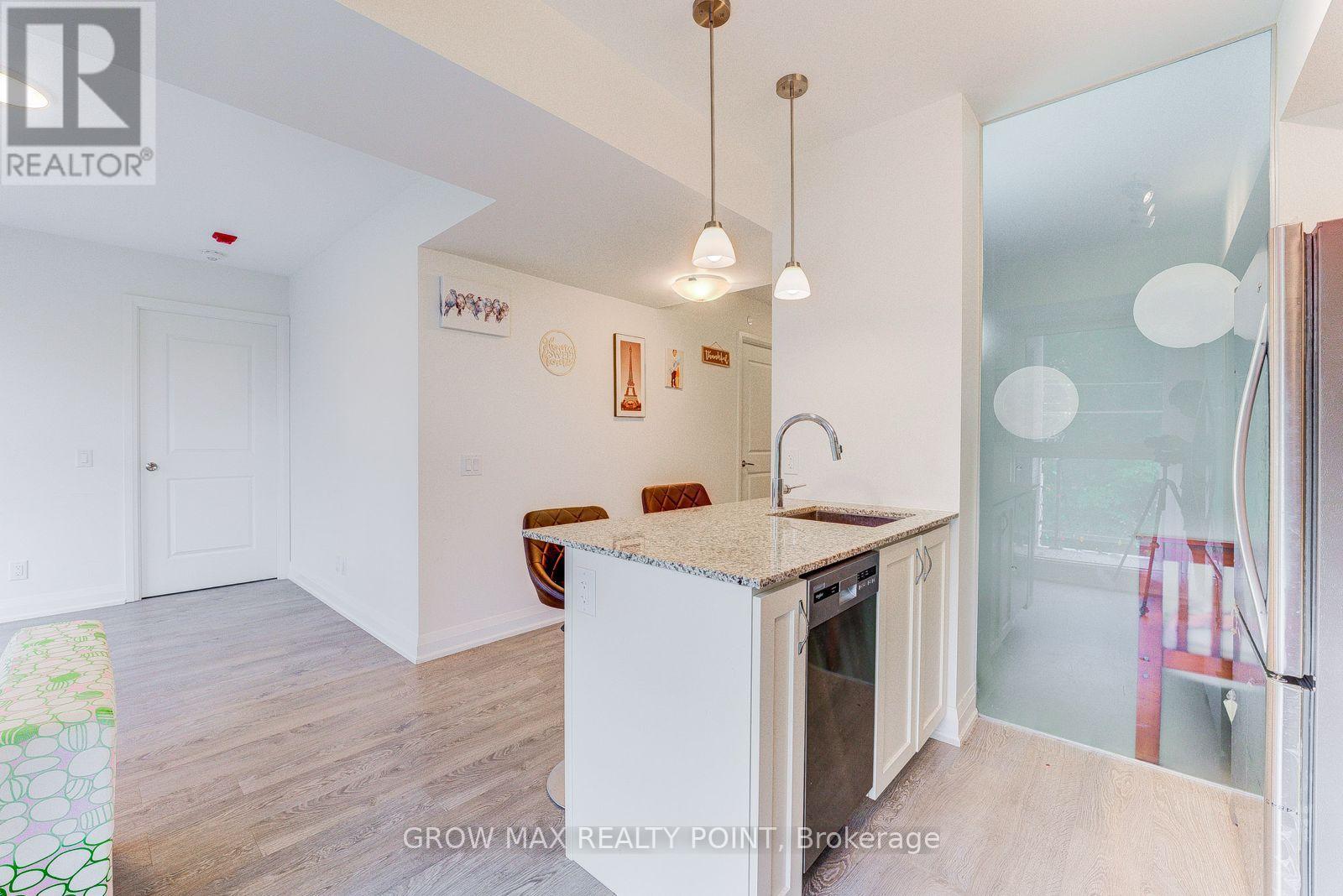 408 - 1400 Kingston Road, Toronto, Ontario  M1N 0C2 - Photo 2 - E13716640