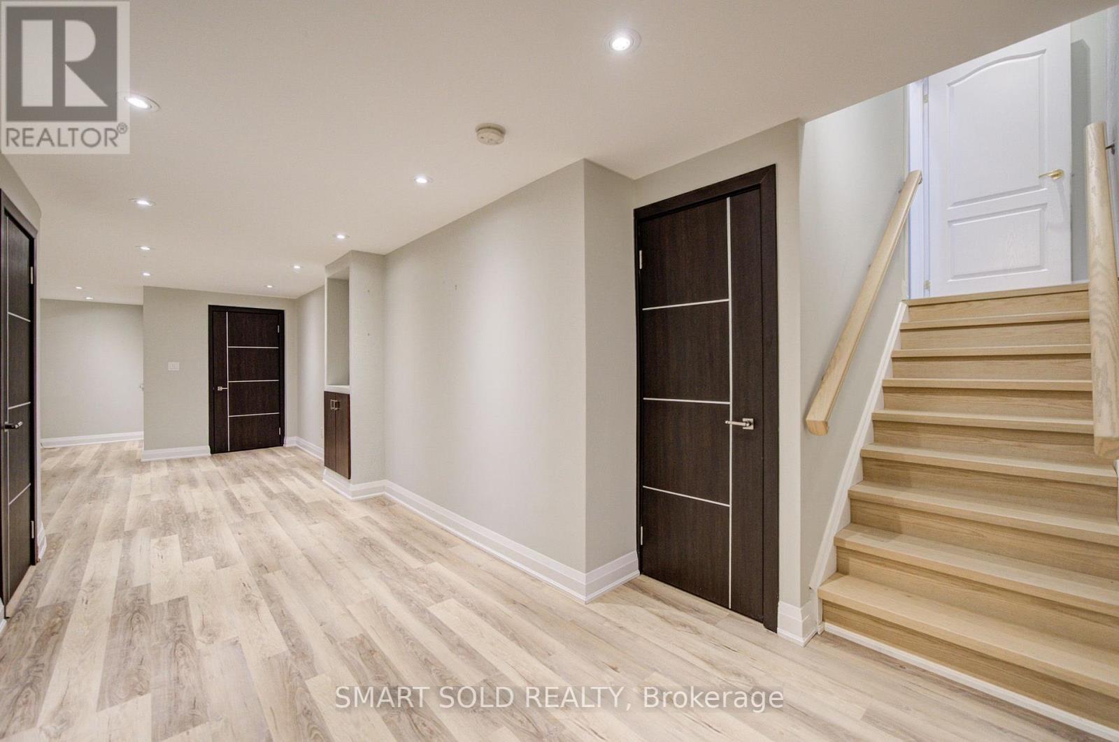 16 Burgundy Trail, Vaughan, Ontario  L4J 8X5 - Photo 42 - N13716648