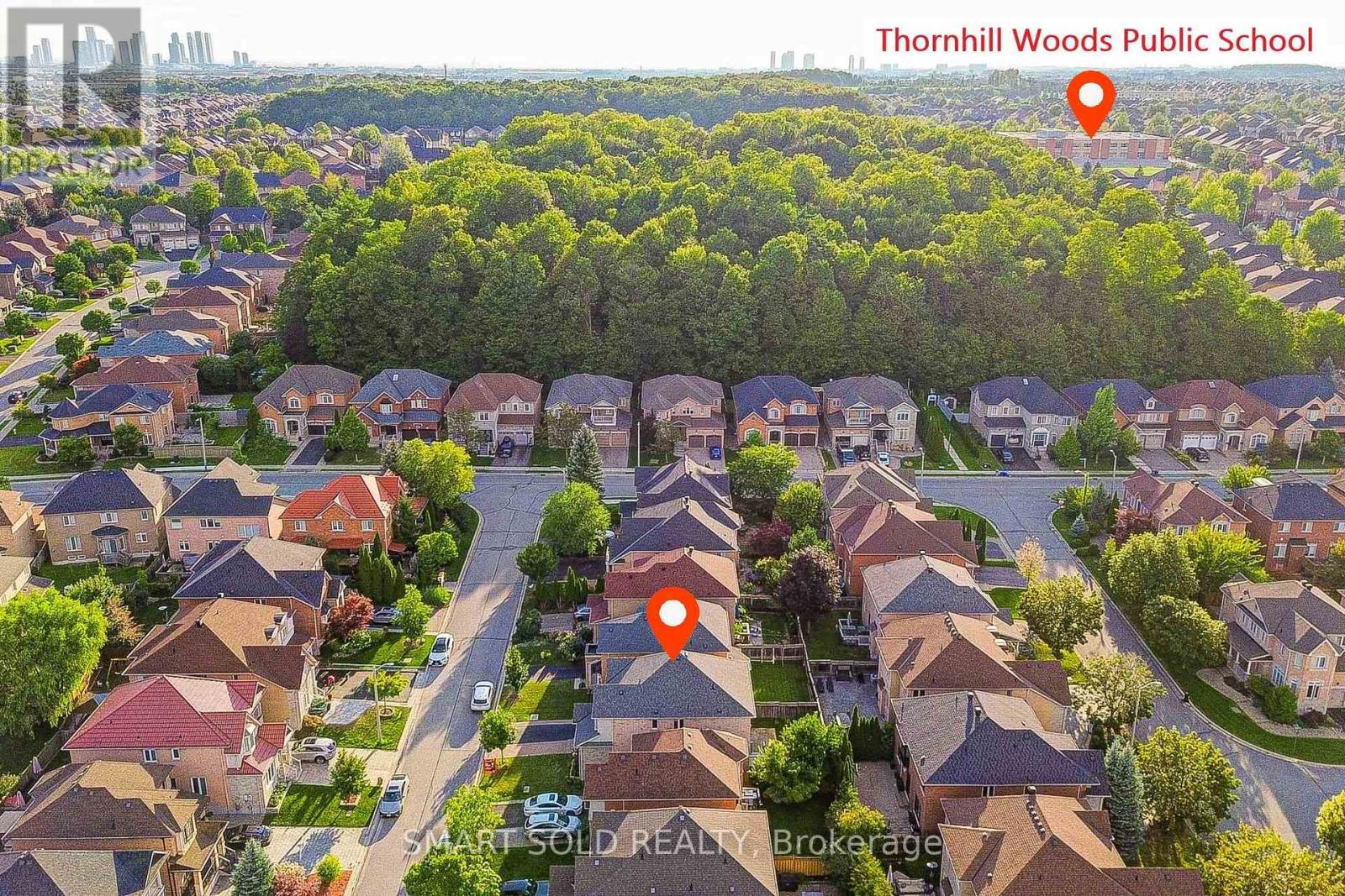 16 Burgundy Trail, Vaughan, Ontario  L4J 8X5 - Photo 5 - N13716648