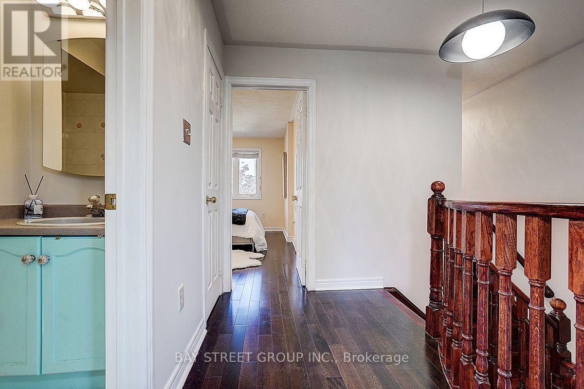 54 Forestwood Street, Richmond Hill, Ontario  L4S 2K3 - Photo 14 - N13716650