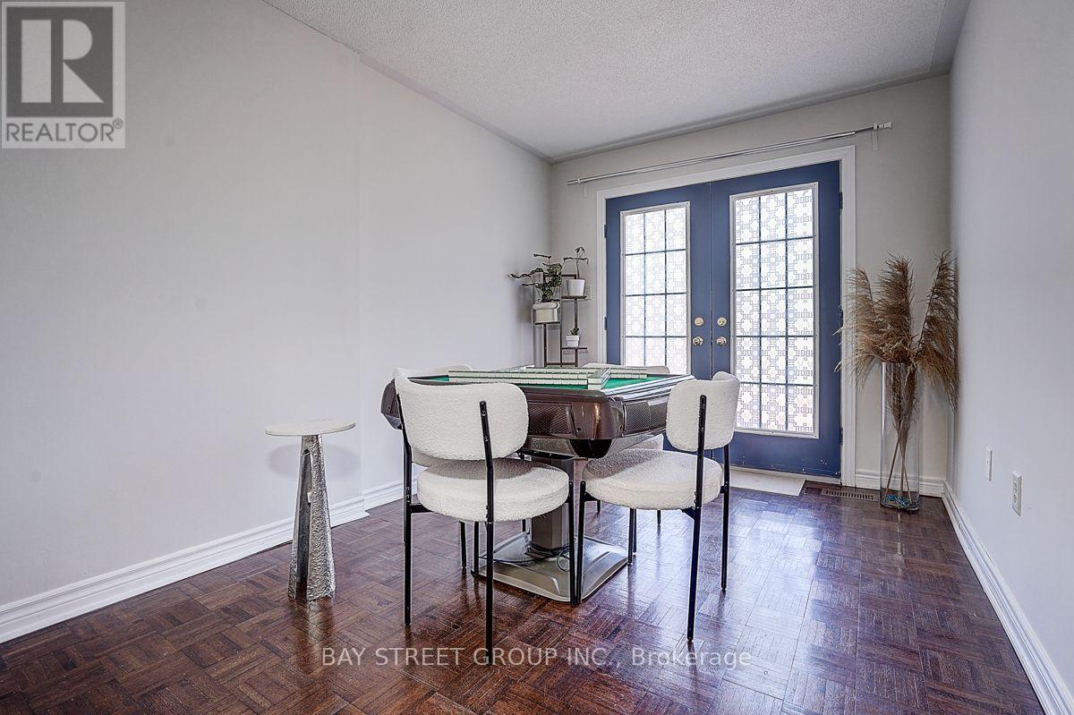 54 Forestwood Street, Richmond Hill, Ontario  L4S 2K3 - Photo 18 - N13716650