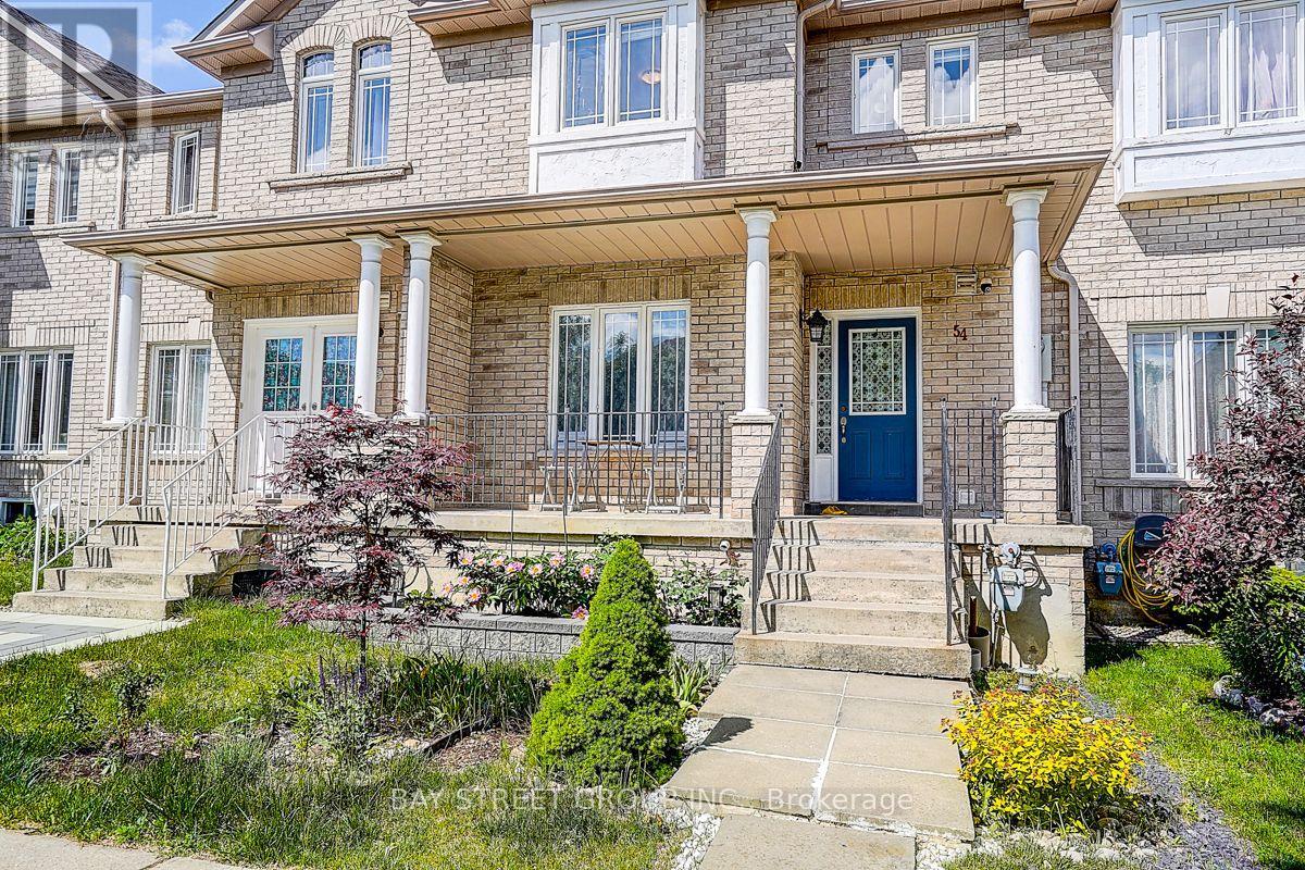 54 Forestwood Street, Richmond Hill, Ontario  L4S 2K3 - Photo 2 - N13716650