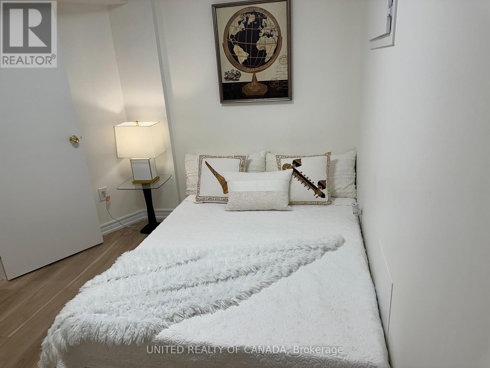 102 Baywood Court, Markham, Ontario  L3T 5W3 - Photo 14 - N13716676