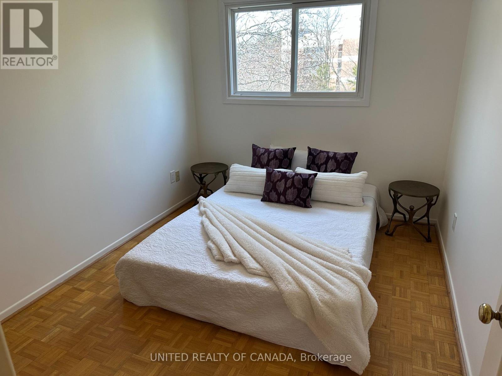 102 Baywood Court, Markham, Ontario  L3T 5W3 - Photo 15 - N13716676