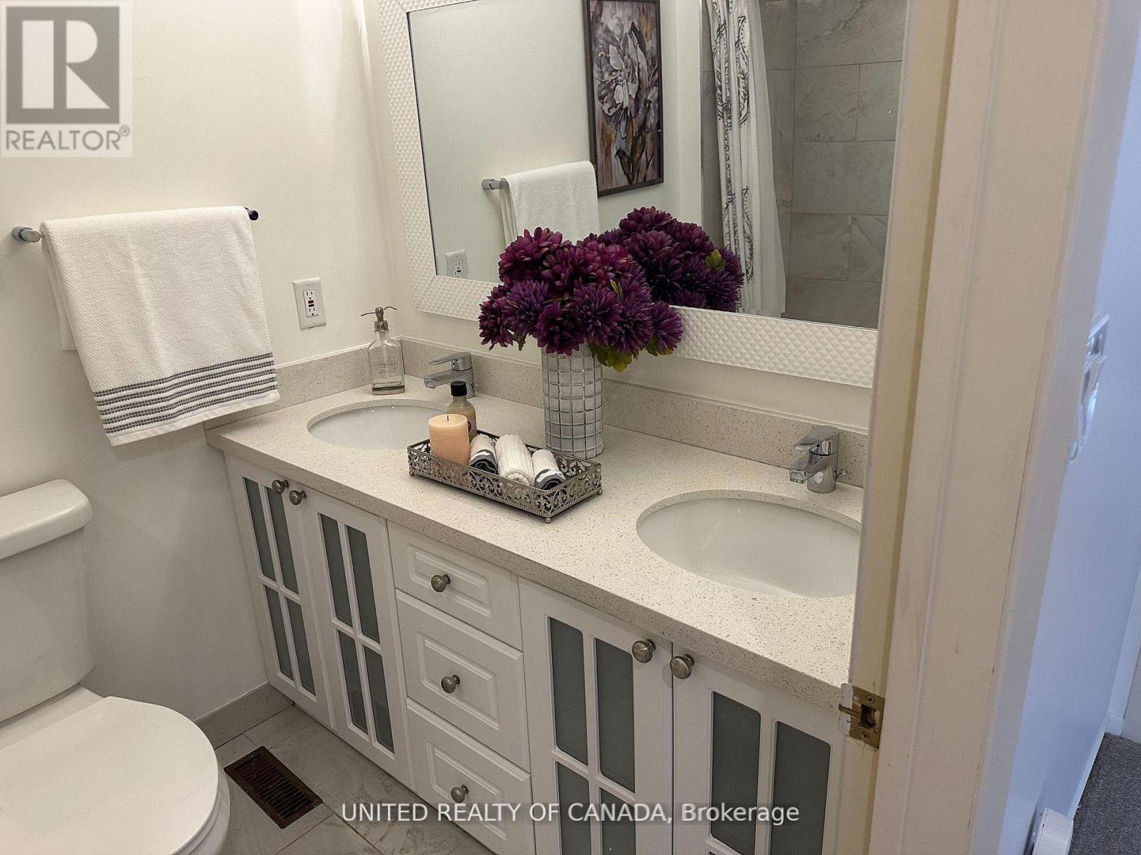 102 Baywood Court, Markham, Ontario  L3T 5W3 - Photo 17 - N13716676
