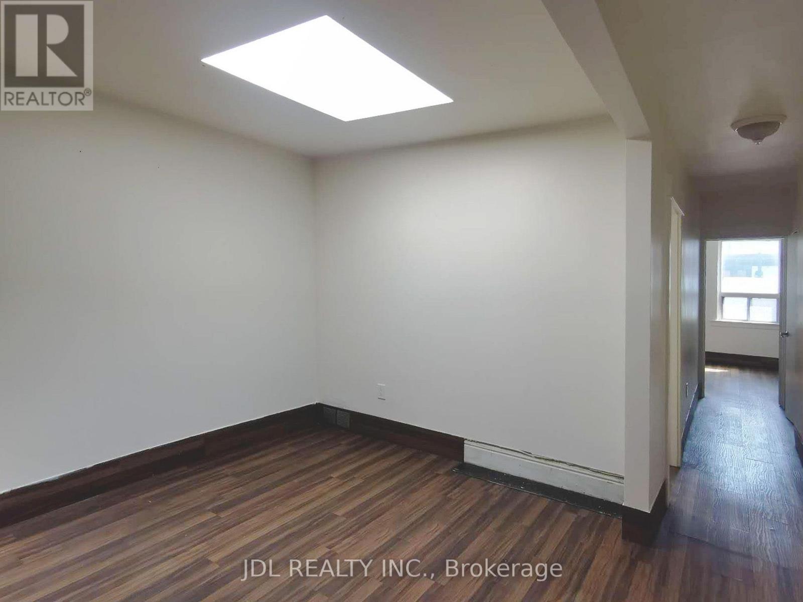 2nd Floor - 1298 Bloor Street W, Toronto, Ontario  M6H 1N9 - Photo 6 - W13716636