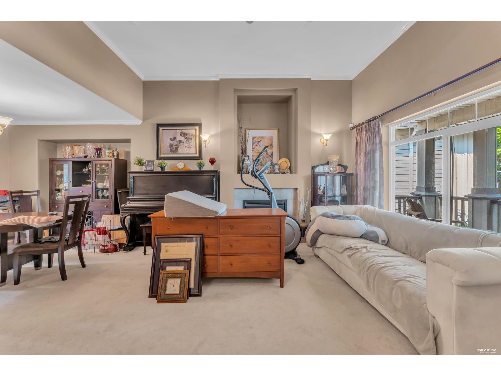 8333 167a Street, Surrey, British Columbia  V4N 5E7 - Photo 8 - R3159147