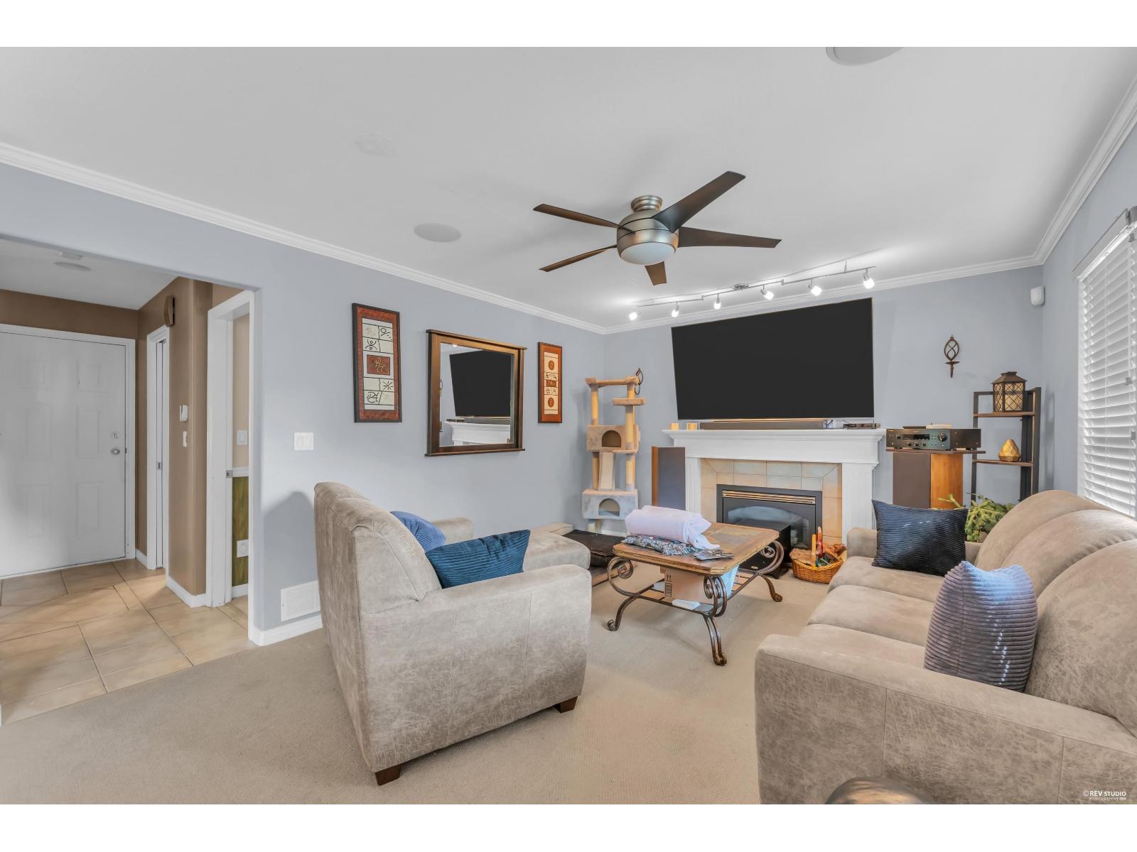 8333 167a Street, Surrey, British Columbia  V4N 5E7 - Photo 6 - R3159147