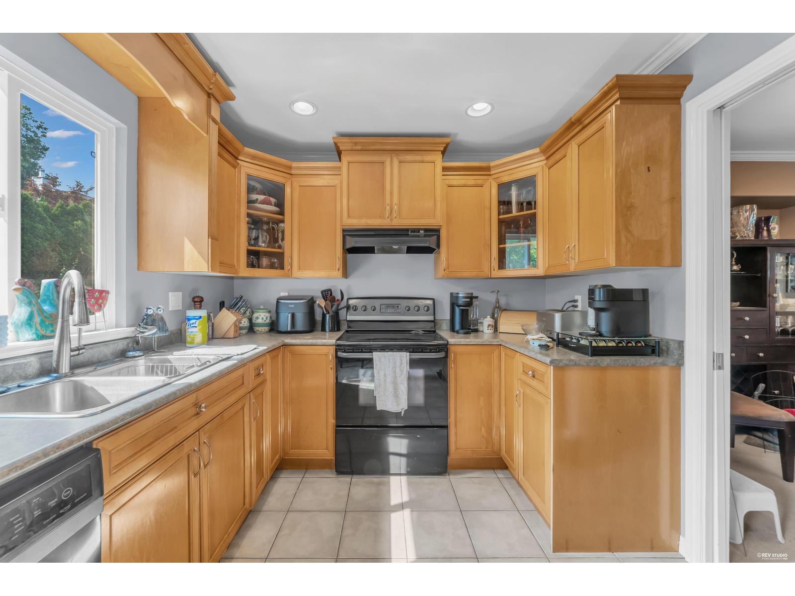 8333 167a Street, Surrey, British Columbia  V4N 5E7 - Photo 11 - R3159147