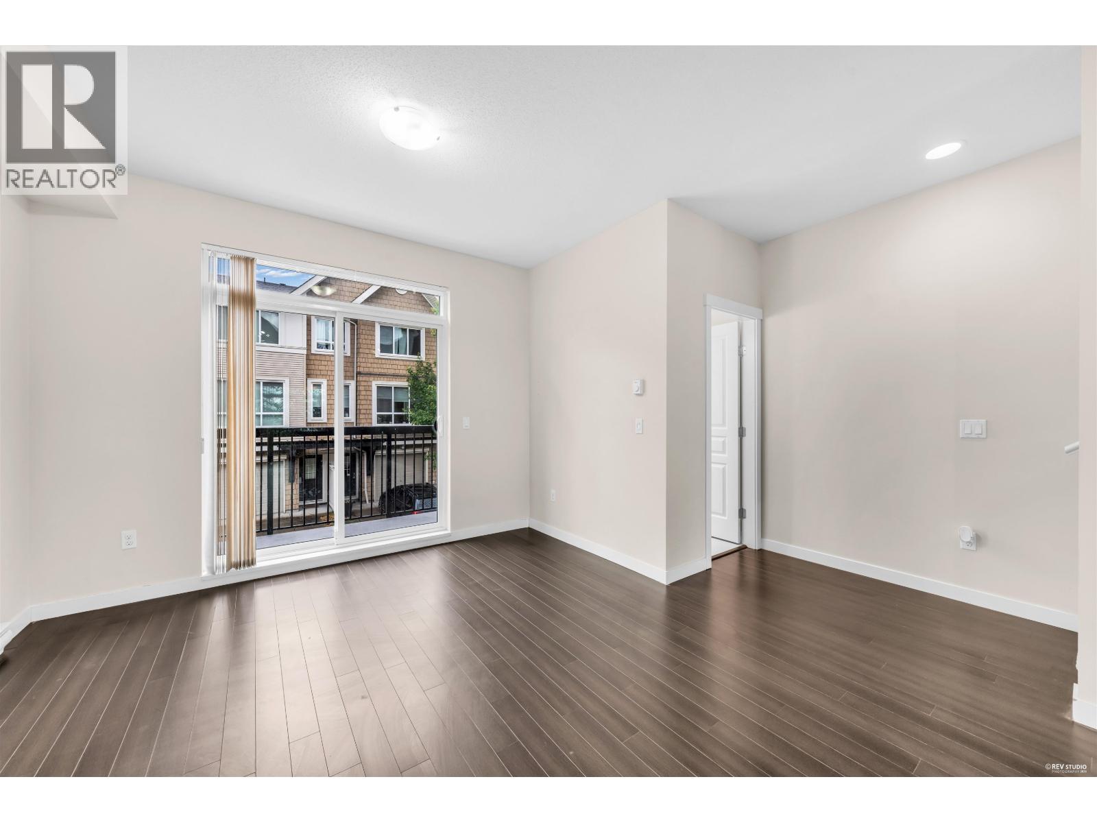 34 1305 Soball Street, Coquitlam, British Columbia  V3E 0E8 - Photo 12 - R3158479