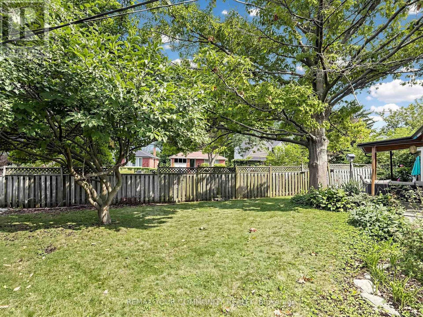 299 Horsham Avenue, Toronto, Ontario  M2R 1G5 - Photo 30 - C13716712