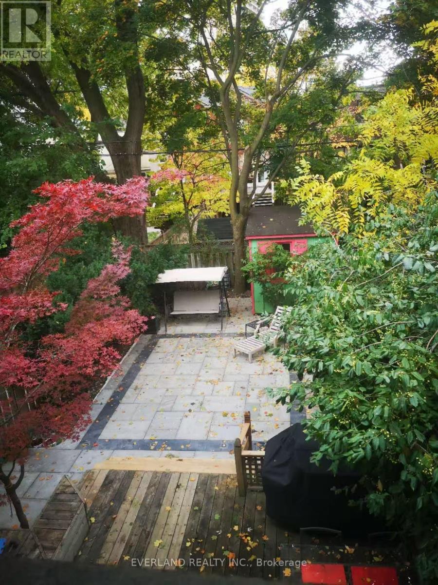 95 St Clements Avenue, Toronto, Ontario  M4R 1H1 - Photo 16 - C13716714