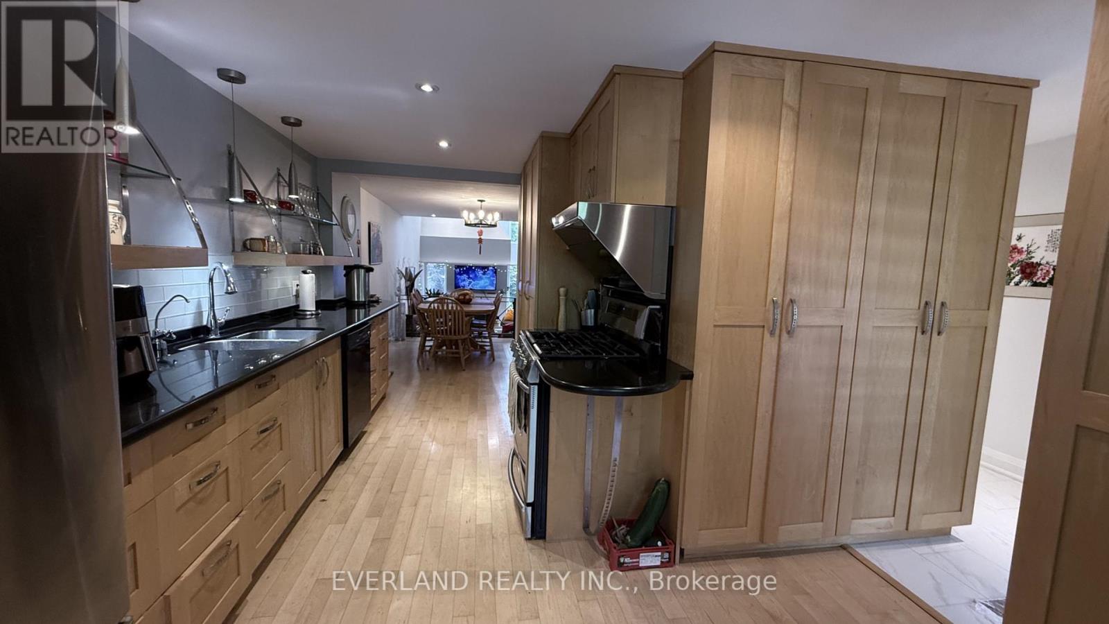 95 St Clements Avenue, Toronto, Ontario  M4R 1H1 - Photo 4 - C13716714