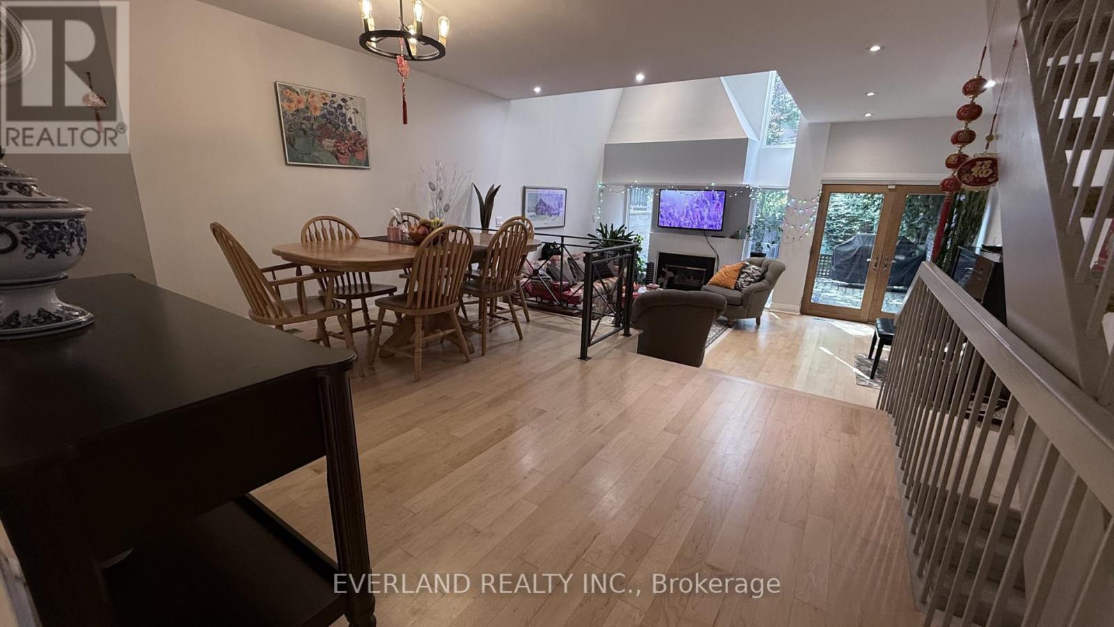 95 St Clements Avenue, Toronto, Ontario  M4R 1H1 - Photo 5 - C13716714