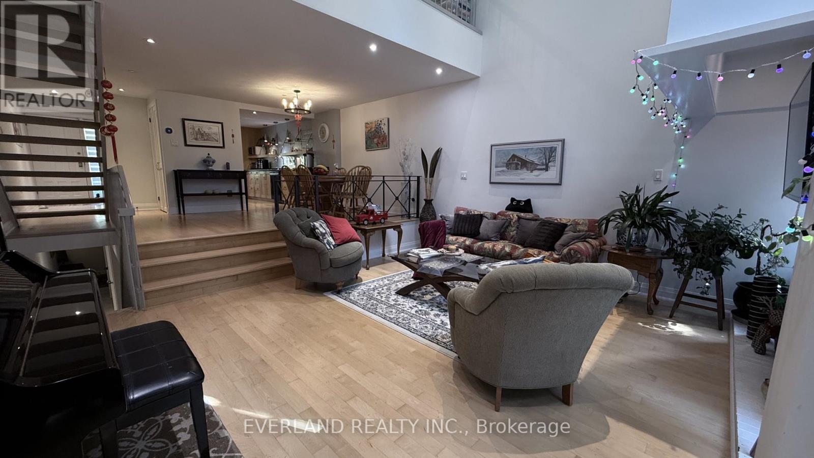 95 St Clements Avenue, Toronto, Ontario  M4R 1H1 - Photo 6 - C13716714