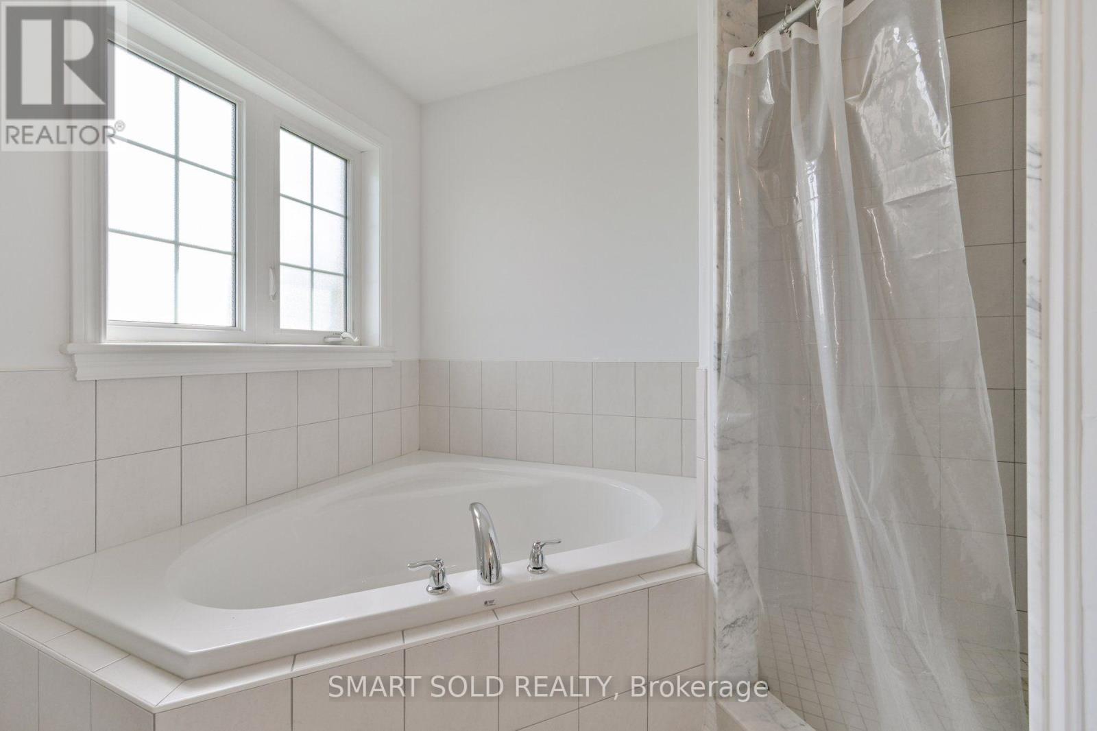 51 Bramsey Street, Georgina, Ontario  L0E 1R0 - Photo 16 - N13716694