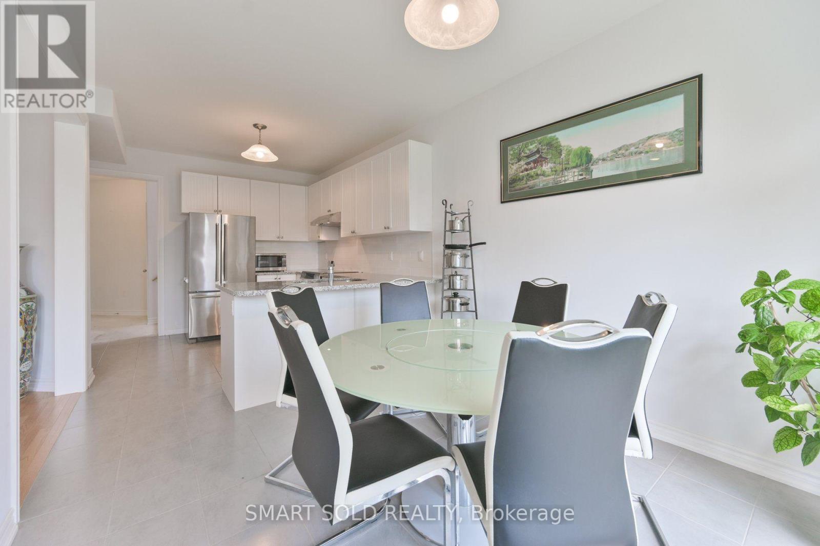 51 Bramsey Street, Georgina, Ontario  L0E 1R0 - Photo 9 - N13716694