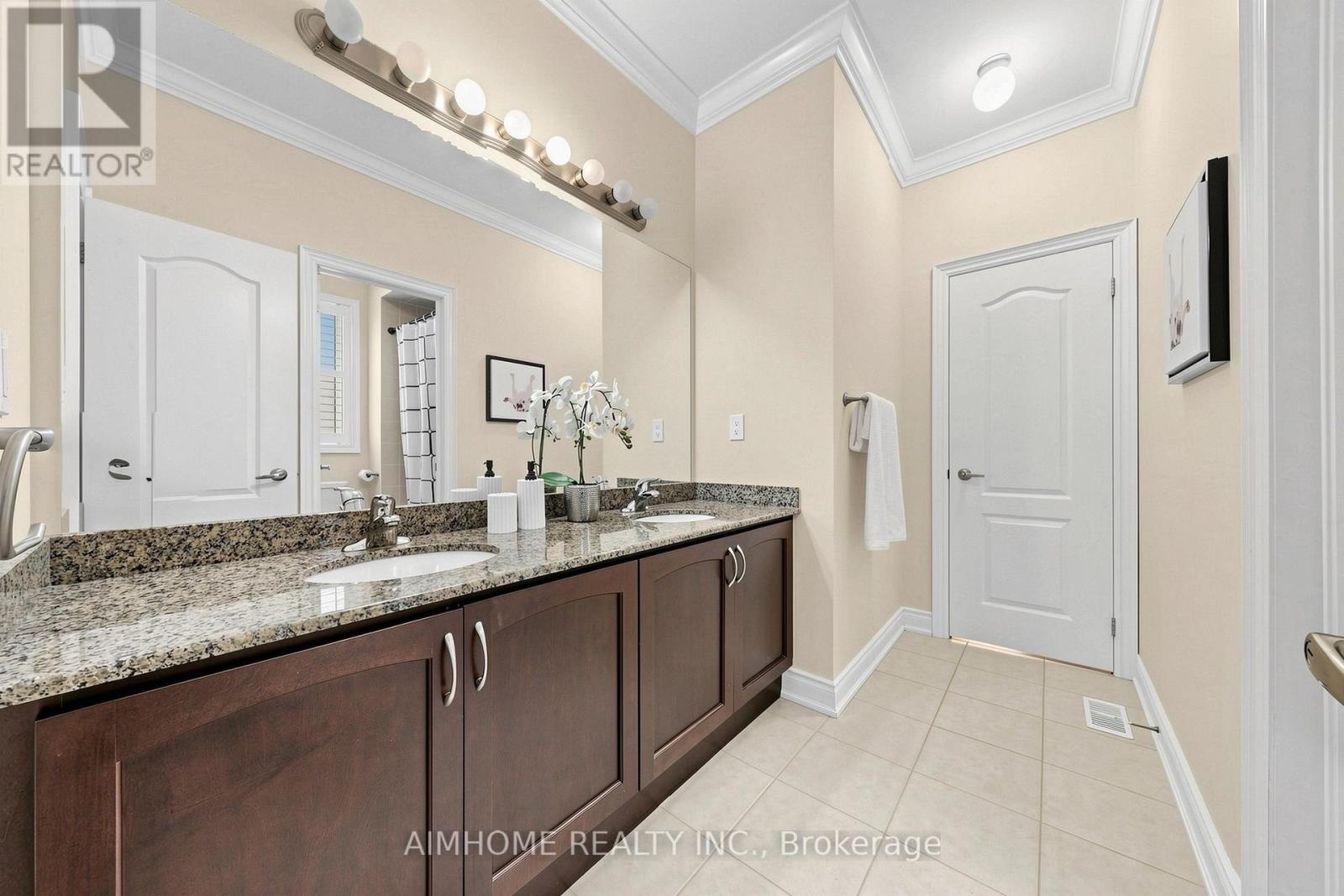 35 Marbrook Street, Richmond Hill, Ontario  L4C 0Y9 - Photo 25 - N13716702