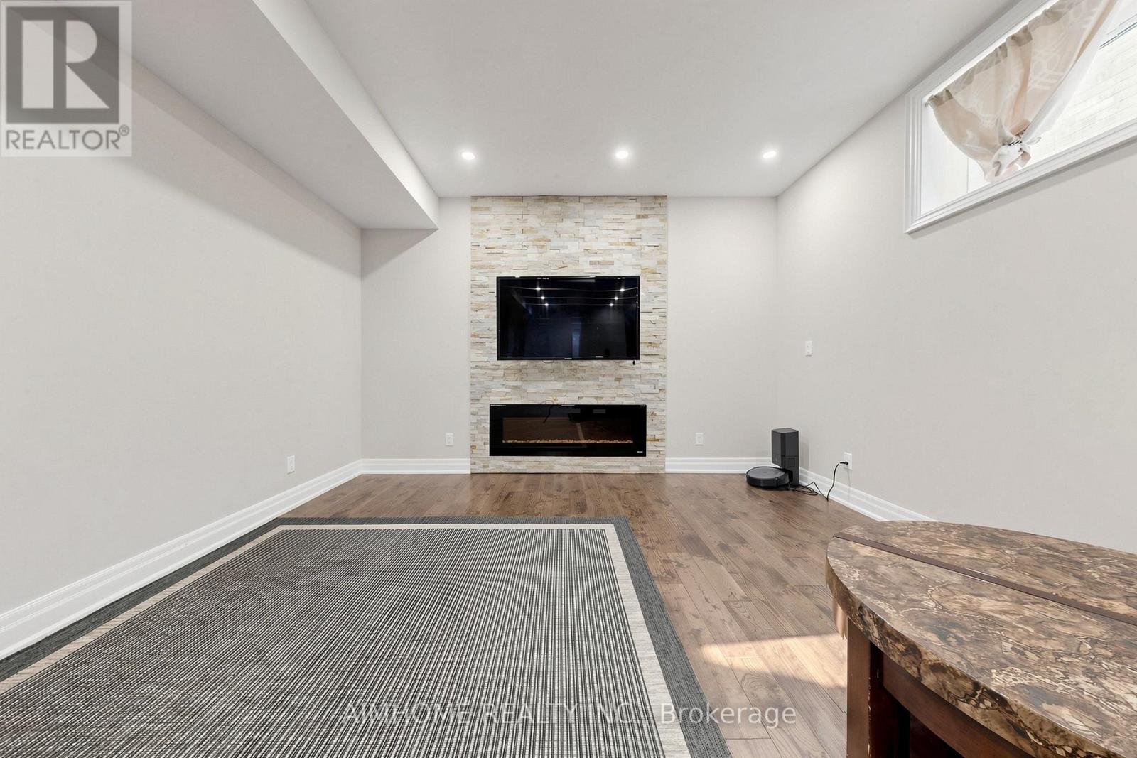 35 Marbrook Street, Richmond Hill, Ontario  L4C 0Y9 - Photo 38 - N13716702