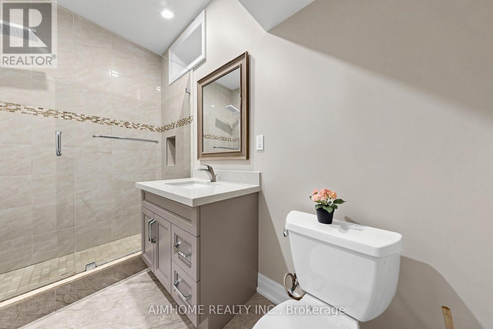 35 Marbrook Street, Richmond Hill, Ontario  L4C 0Y9 - Photo 41 - N13716702