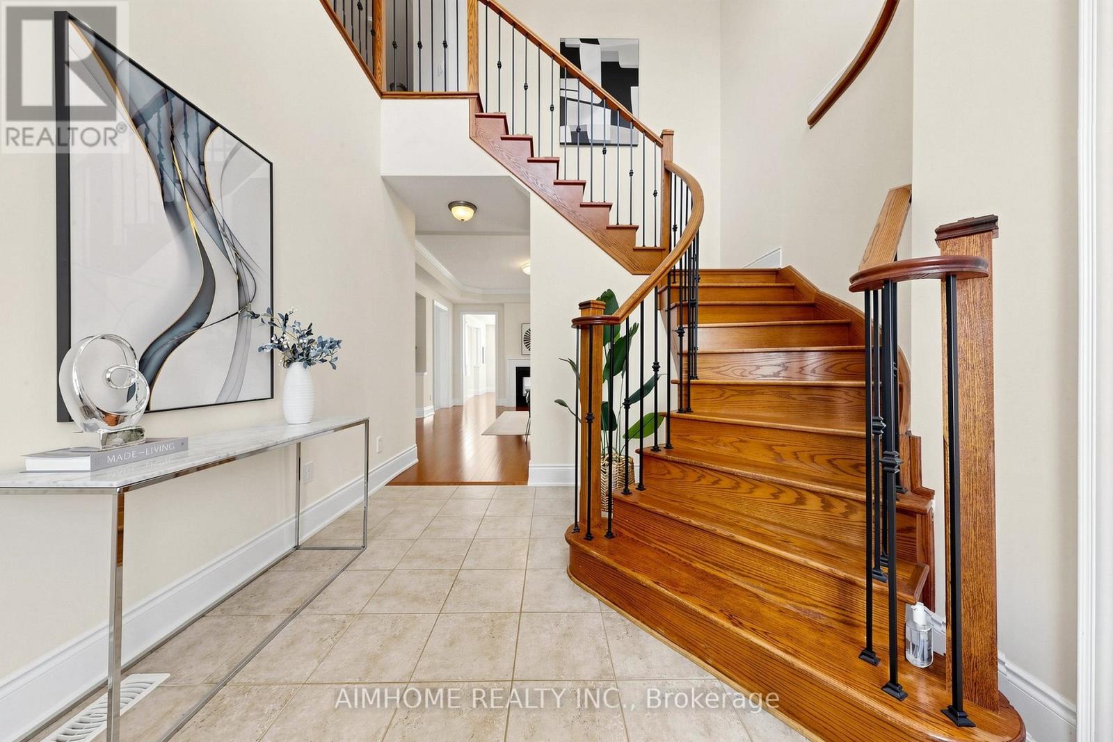 35 Marbrook Street, Richmond Hill, Ontario  L4C 0Y9 - Photo 8 - N13716702