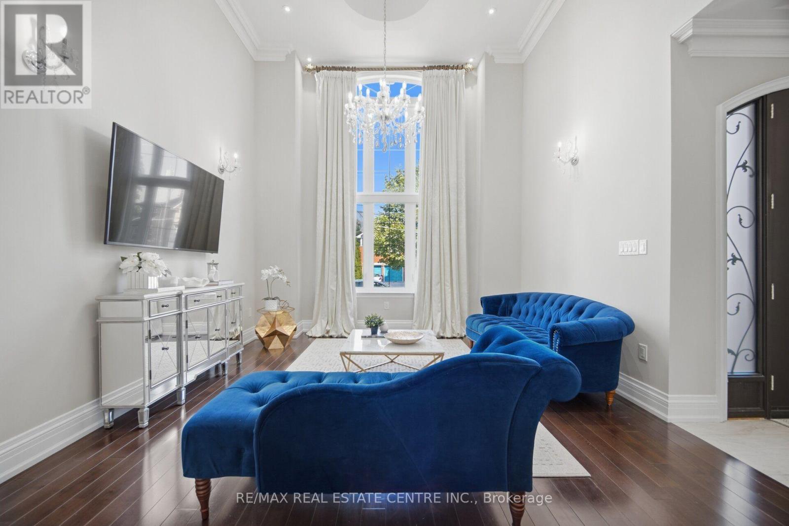 60 Jopling Avenue N, Toronto, Ontario  M9B 4G2 - Photo 10 - W13716698