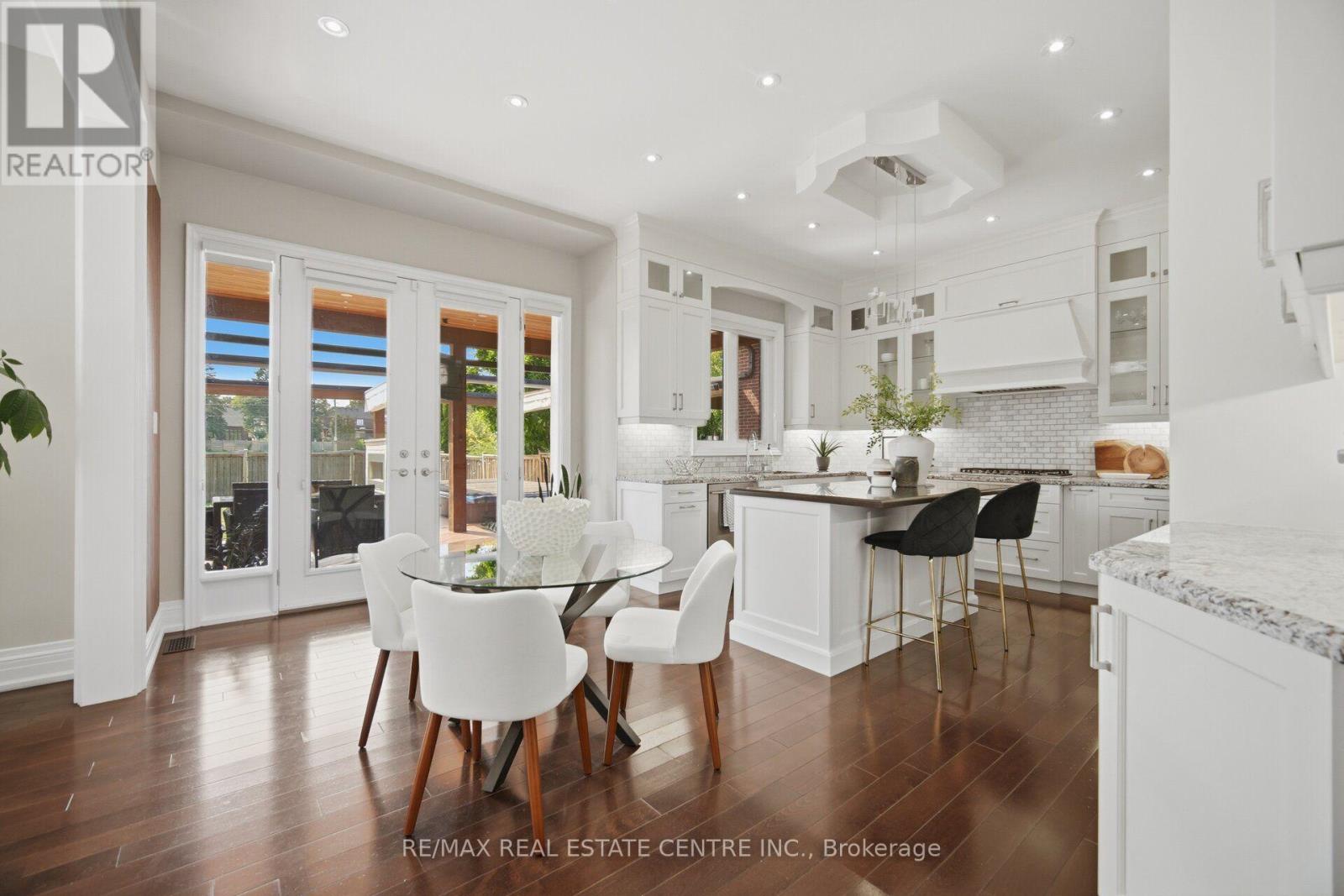 60 Jopling Avenue N, Toronto, Ontario  M9B 4G2 - Photo 15 - W13716698