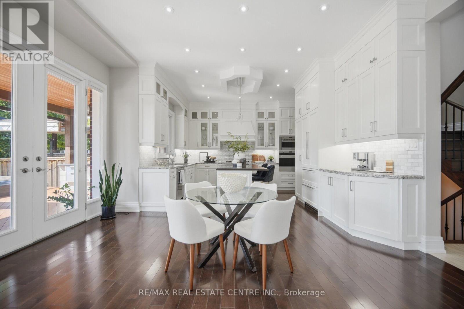60 Jopling Avenue N, Toronto, Ontario  M9B 4G2 - Photo 17 - W13716698