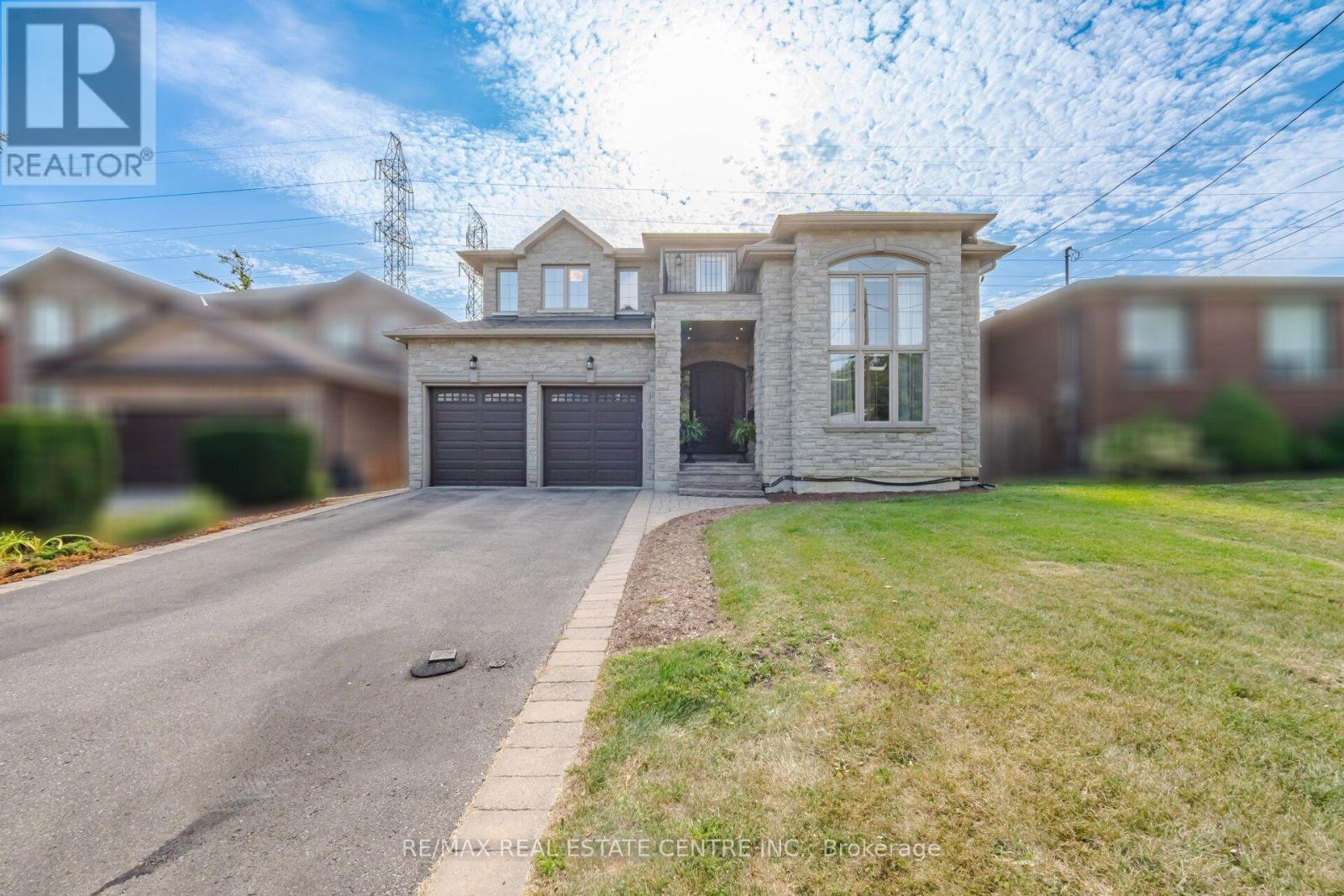 60 Jopling Avenue N, Toronto, Ontario  M9B 4G2 - Photo 3 - W13716698