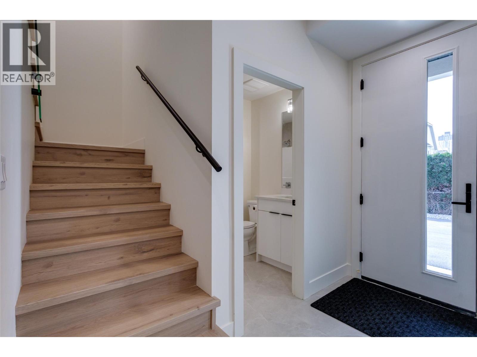 970 Lawson Avenue Unit# 3 Lot# 3, Kelowna, British Columbia V1Y 6T1 - Photo 5 - 10376124
