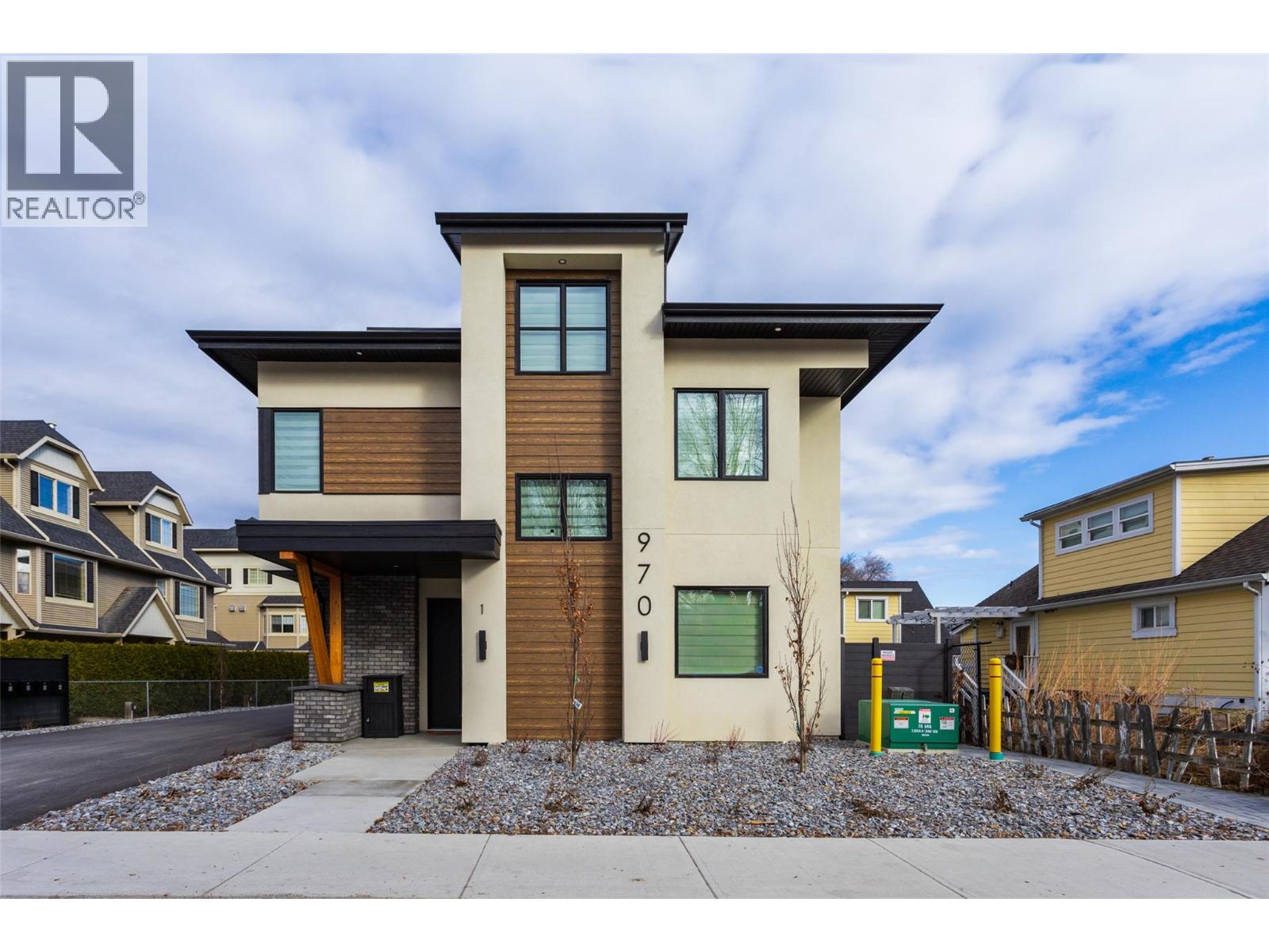 970 Lawson Avenue Unit# 3 Lot# 3, Kelowna, British Columbia V1Y 6T1 - Photo 2 - 10376124