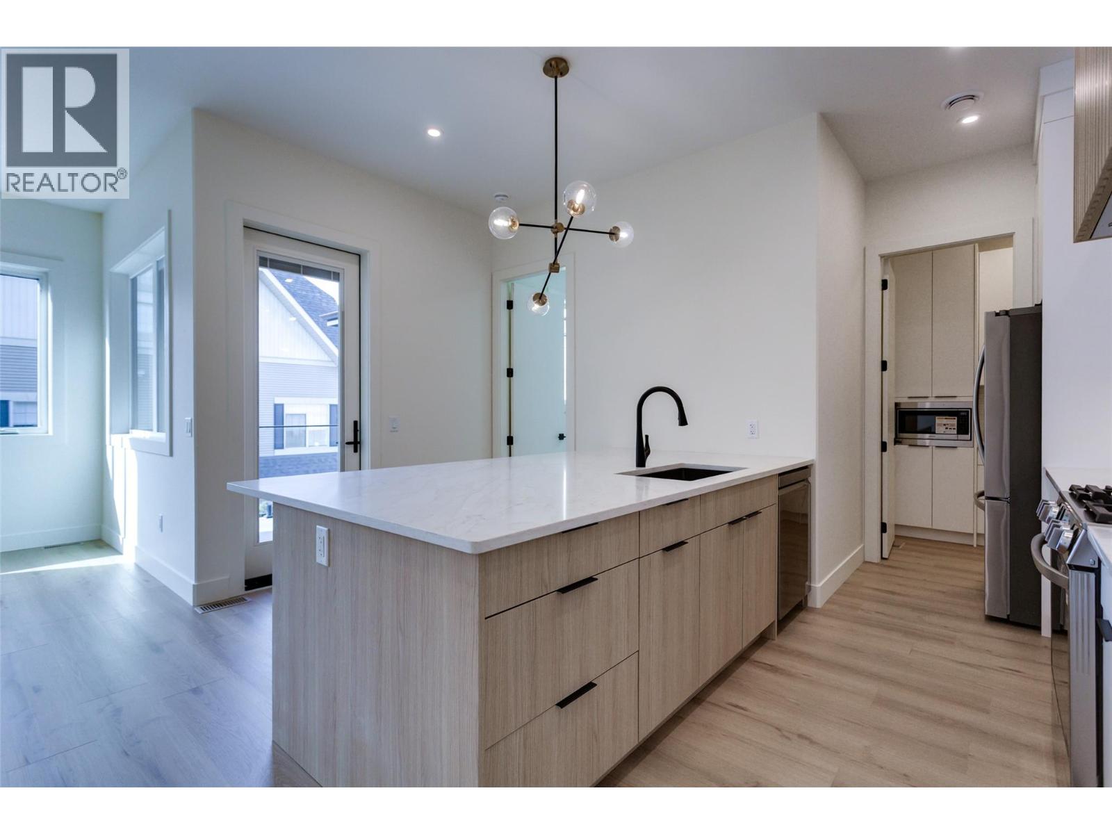 970 Lawson Avenue Unit# 3 Lot# 3, Kelowna, British Columbia V1Y 6T1 - Photo 28 - 10376124