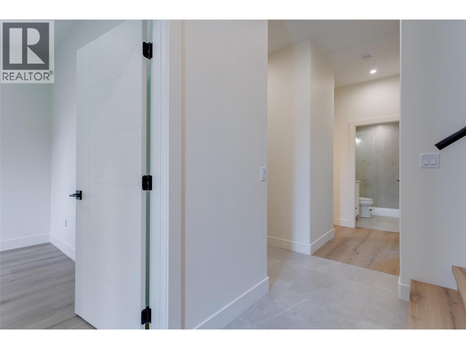 970 Lawson Avenue Unit# 3 Lot# 3, Kelowna, British Columbia V1Y 6T1 - Photo 6 - 10376124