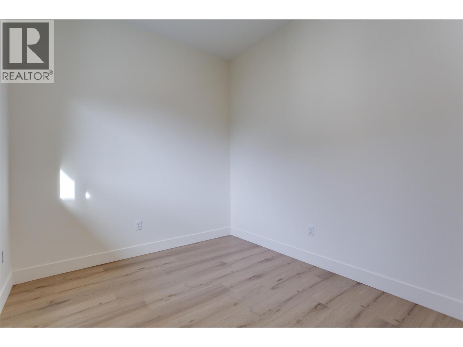 970 Lawson Avenue Unit# 3 Lot# 3, Kelowna, British Columbia V1Y 6T1 - Photo 36 - 10376124