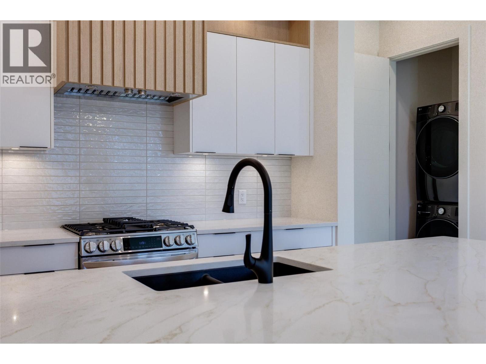 970 Lawson Avenue Unit# 3 Lot# 3, Kelowna, British Columbia V1Y 6T1 - Photo 27 - 10376124