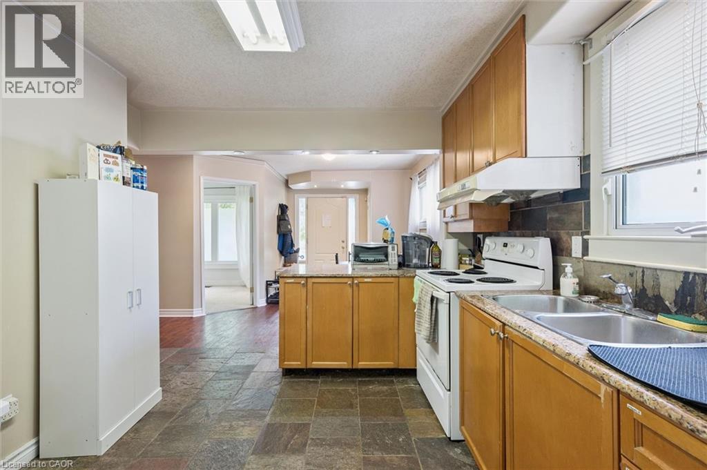 16 Beaucourt Place, Hamilton, Ontario  L8S 2P7 - Photo 7 - 40858707