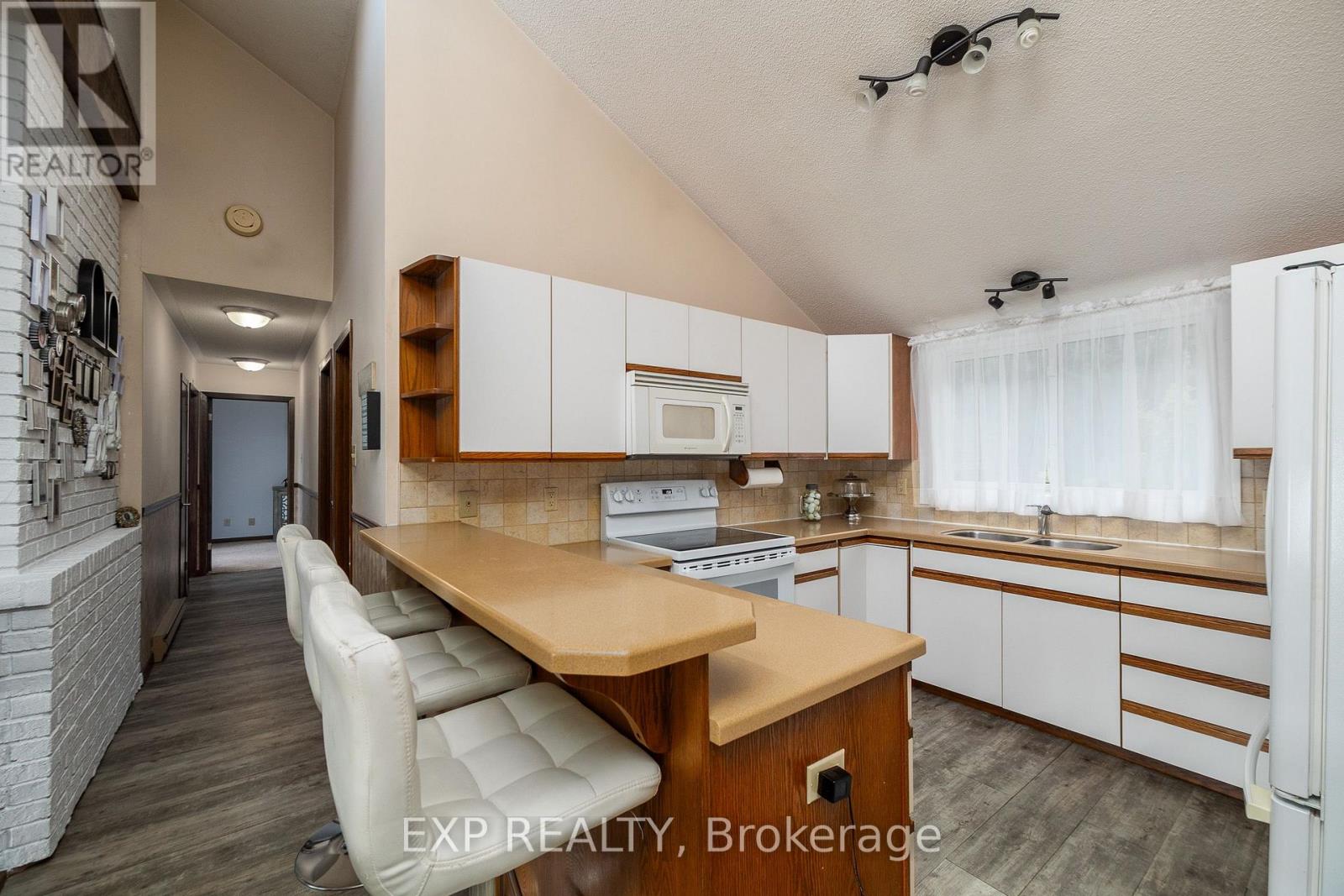121 Ivy Drive, Georgian Bluffs, Ontario  N0H 2T0 - Photo 13 - X13716726