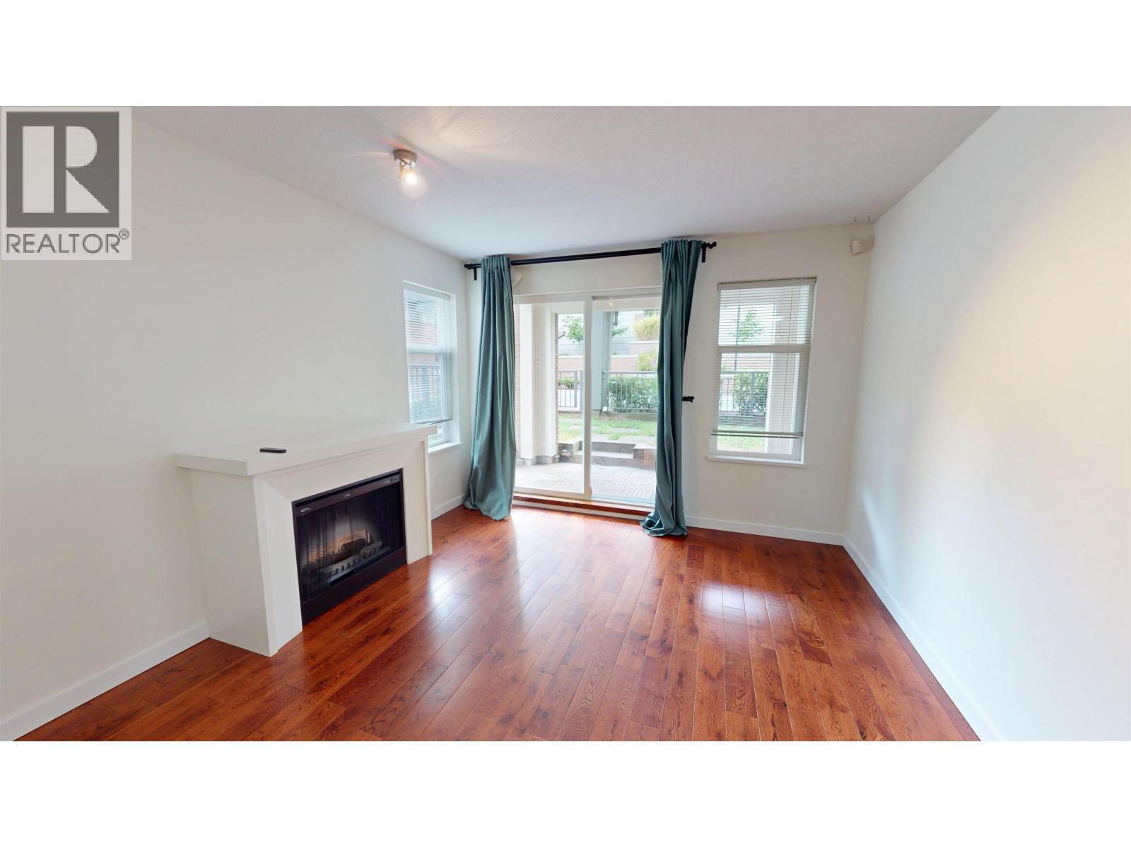 106 4788 Brentwood Drive, Burnaby, British Columbia  V5C 0C5 - Photo 3 - R3159224
