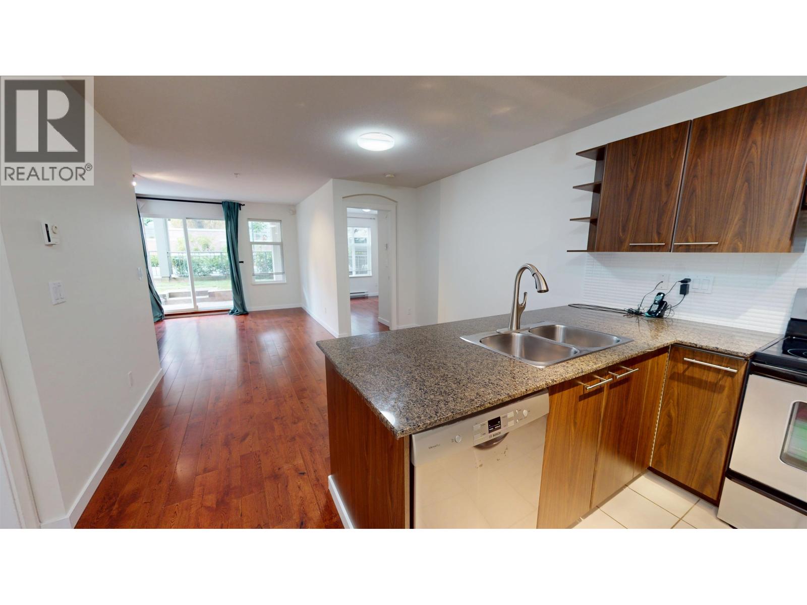 106 4788 Brentwood Drive, Burnaby, British Columbia  V5C 0C5 - Photo 8 - R3159224