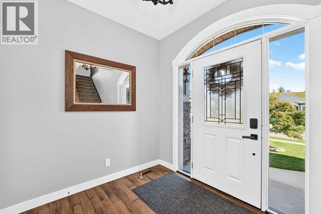71 Sheep River Cove, Okotoks, Alberta  T1S 0M7 - Photo 4 - A2340215